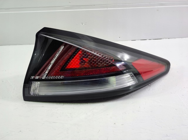 92402G2200 HYUNDAI Фонарь задний правый внешний купить в Хмельницкий