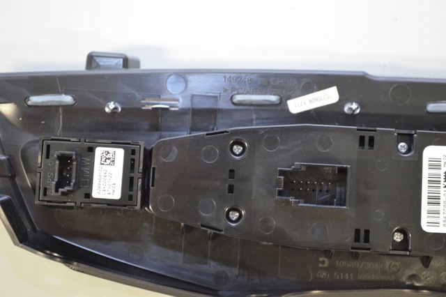 9299459 BMW Кнопка салона привода крышки багажника (двери 3/5-й (ляды) купить в Одесса