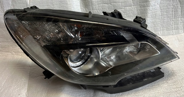 Фара основная правая 95378408 OPEL