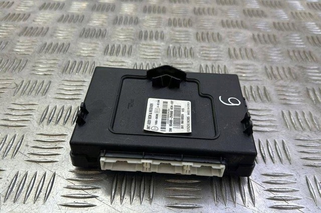 954002W660 HYUNDAI купить в Харьков