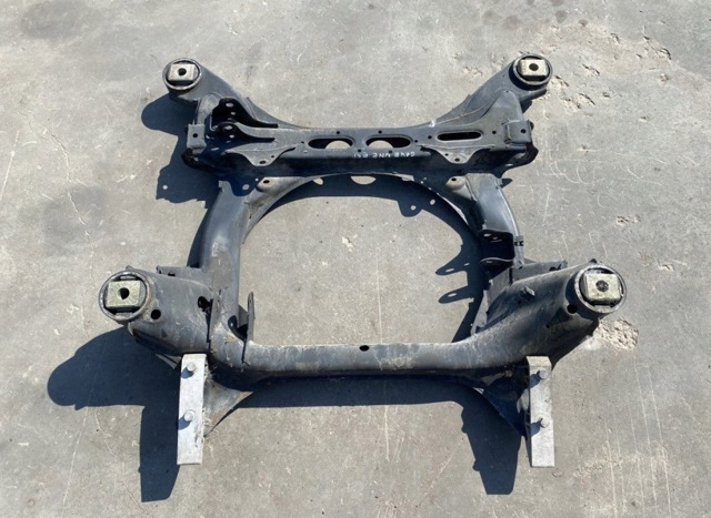 PORSCHE 95534103019 Балка передней подвески (подрамник) в наличии Николаев