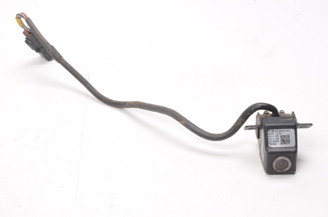 957603Z103 HYUNDAI купить в Ирпень