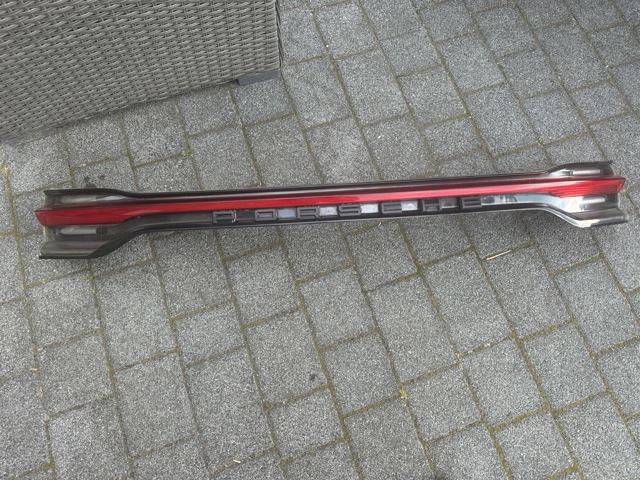 95B945208HY PORSCHE купить в Днепр