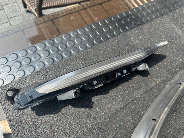 95B953041B PORSCHE Указатель поворота левый купить в Одесса