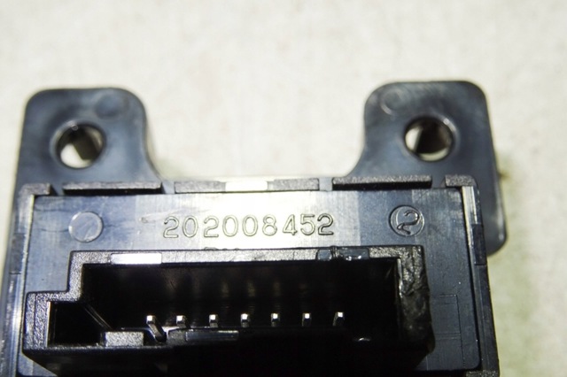 961202B000 HYUNDAI купить в Ровно