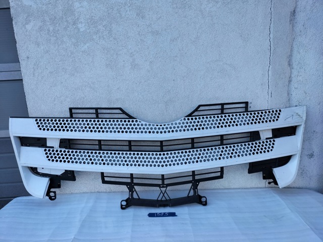 A9618850253 Решетка радиатора купить Ровно
