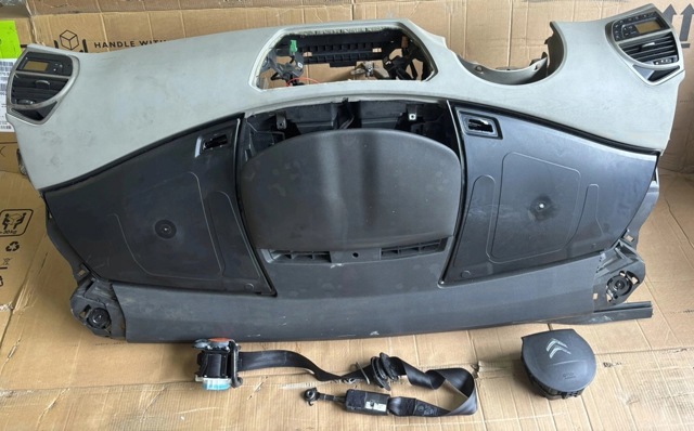 PEUGEOT 96747820XT в наличии Украина