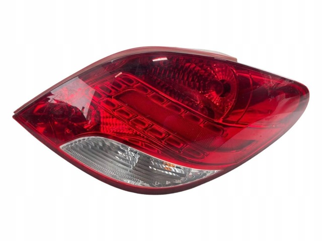 Фонари задние 9686565980 PEUGEOT
