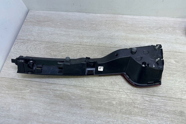 PORSCHE 971945208E Фонарь задний правый внутренний в наличии Сумы