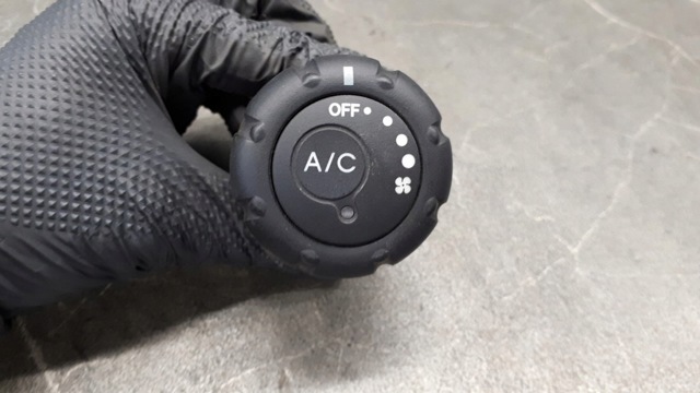 9725602150 HYUNDAI купить в Каменское