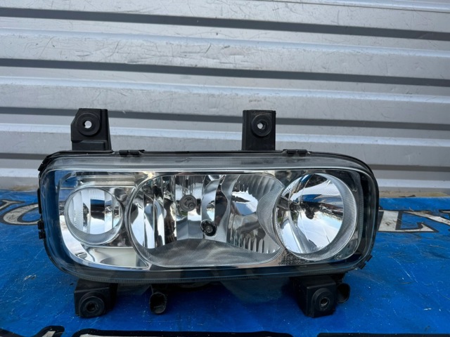 9738202561 MERCEDES Правая фара купить в Ирпень