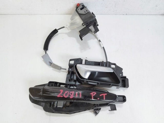 Держатель наружной ручки двери, задней правой 9802977180 PEUGEOT