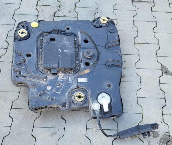 9828443980 PEUGEOT Бак AD BLUE купить в Чернигов