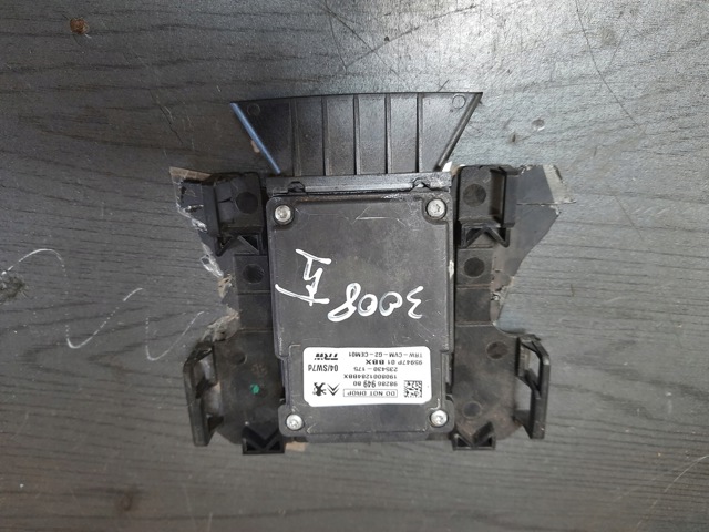 9828694980 PEUGEOT купить в Ровно
