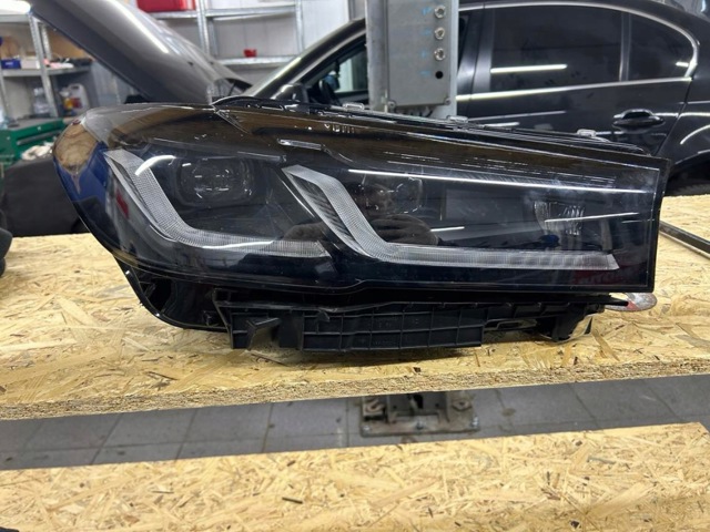 9850602 BMW Фара правая купить в Черкассы