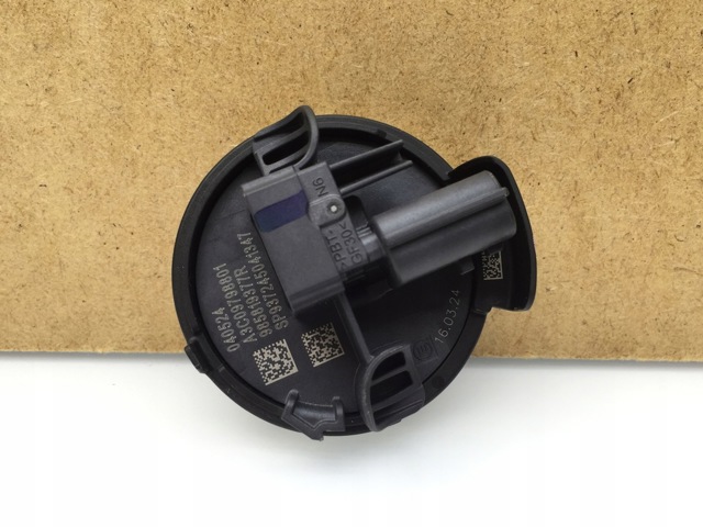 985819377R RENAULT купить в Винница