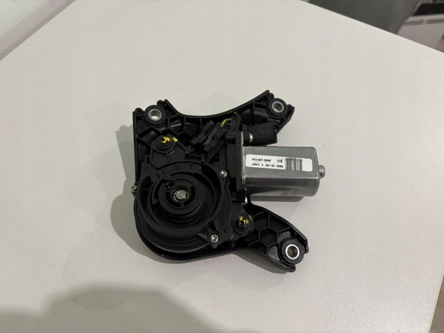 PORSCHE 9Y0837004 в наличии Николаев
