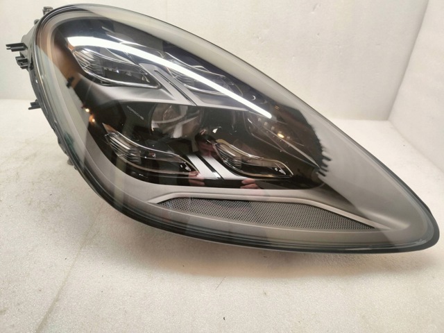 PORSCHE 9Y0941078J Фара правая в наличии Житомир