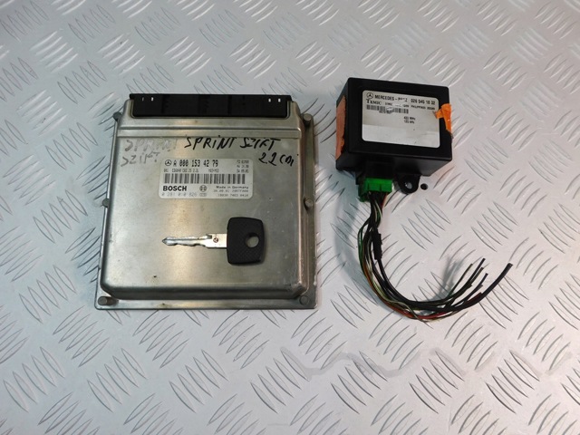 A0001534279 MERCEDES Блок управления двигателем купить в Николаев