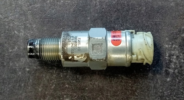 A0165428017 MERCEDES Датчик коленвала купить в Одесса