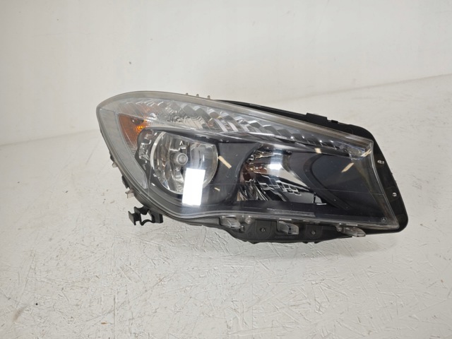 A1178200461 MERCEDES Фара правая купить в Ужгород