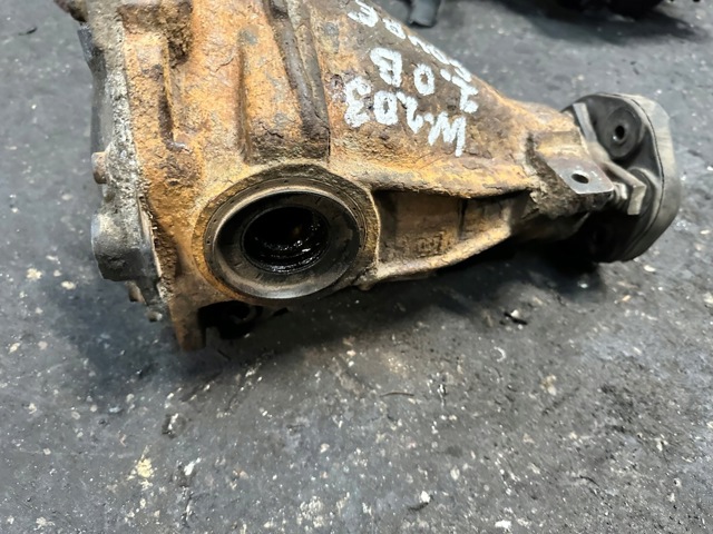 A1243513708 MERCEDES Крышка редуктора заднего купить в Одесса
