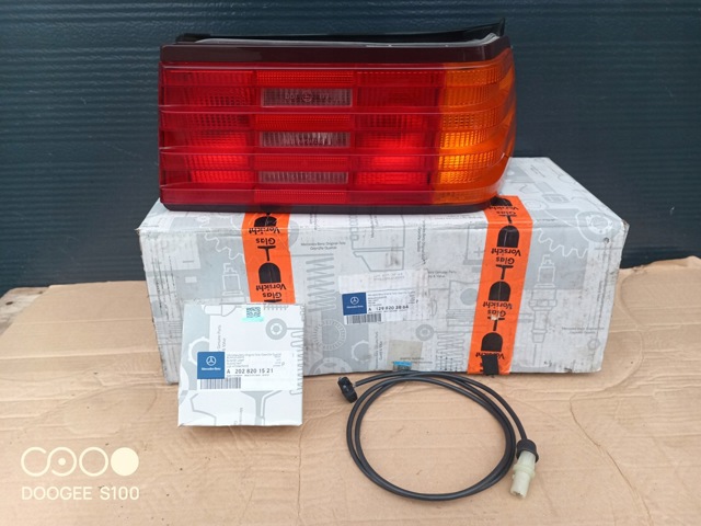 A1298203864 MERCEDES Задний фонарь купить в Ирпень