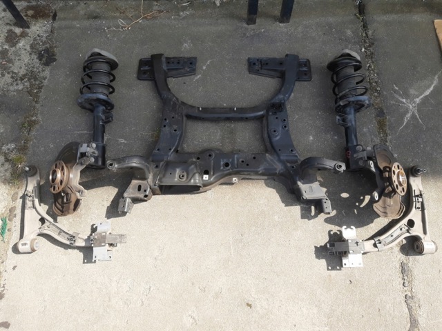 A1563300600 MERCEDES Нижний рычаг купить в Ровно