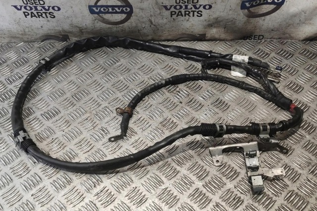 Кабель стартера A1664409508 MERCEDES