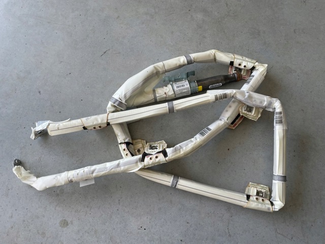 MERCEDES A1668601002 Подушка безопасности (AIRBAG) шторка боковая правая в наличии Украина