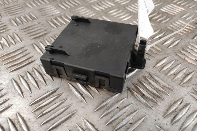 A1669006307 MERCEDES Блок комфорта задней двери купить в Украина
