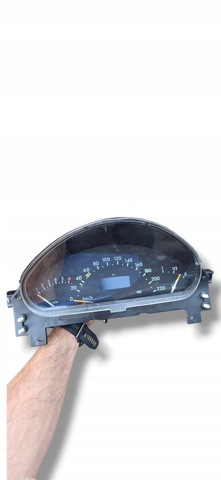 MERCEDES A1685408811 Приборная доска (щиток приборов) в наличии Одесса
