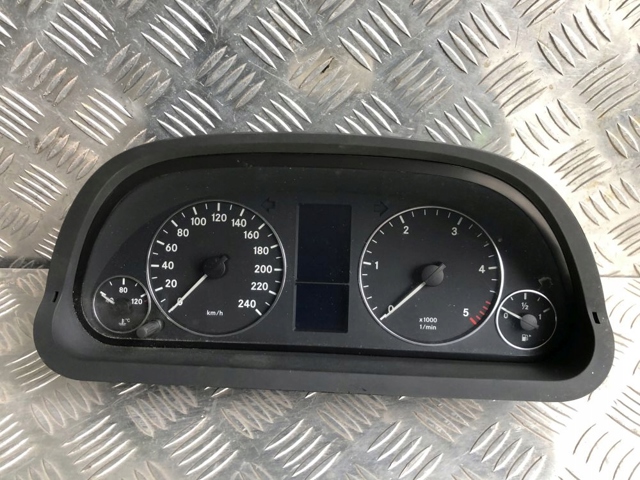 A1695401947 MERCEDES Панель приборов купить в Черкассы
