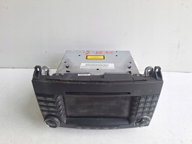MERCEDES A1698209889 Магнитола в наличии Киев