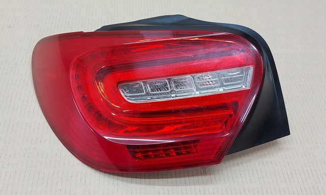 MERCEDES A1769062300 Фонарь задний левый внешний в наличии Ужгород