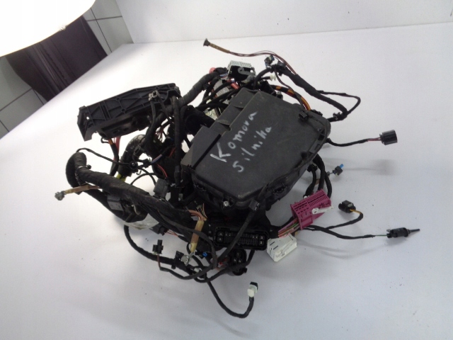 MERCEDES A1775404307 Блок предохранителей в наличии Днепр