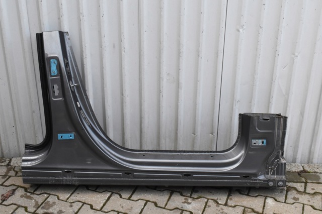 MERCEDES A1776374401 Стойка кузова передняя правая в наличии Ужгород