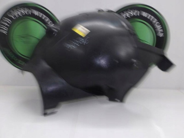 MERCEDES A2038841322 Подкрылок крыла переднего левый передний в наличии Каменское