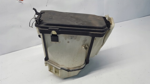 MERCEDES 2045400124 Корпус блока предохранителей в наличии Винница