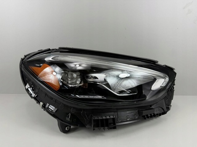MERCEDES A2069064005 Фара правая в наличии Запорожье
