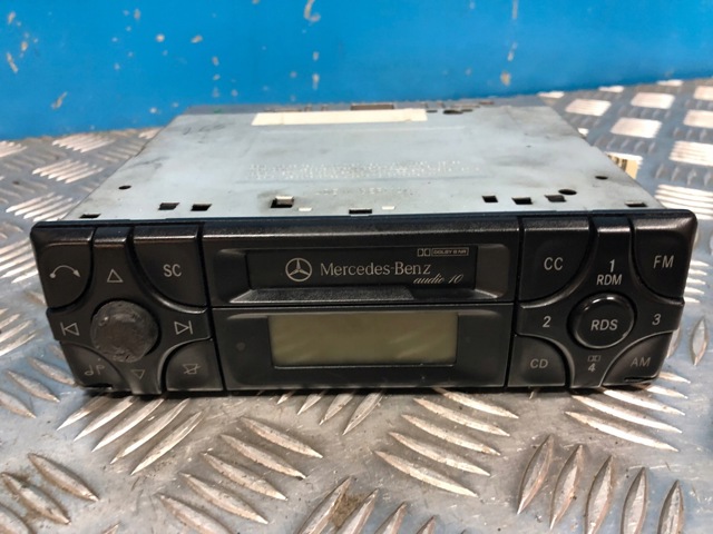 Магнитола (радио AM/FM) A2108200986 MERCEDES