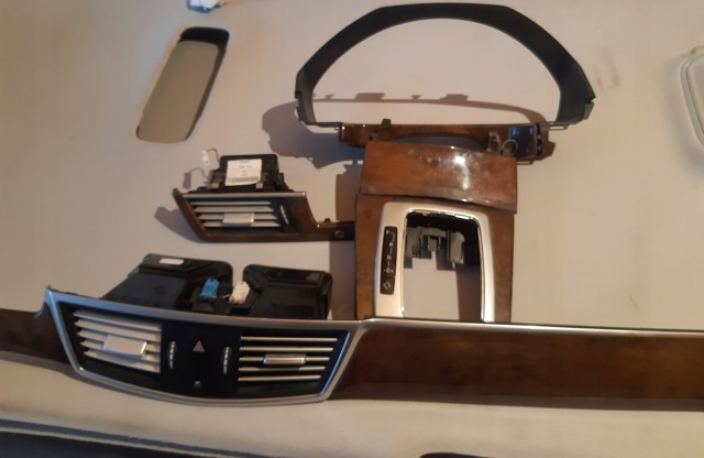 MERCEDES 2124400706 в наличии Полтава