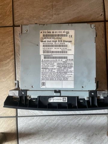 MERCEDES A2129063001 Магнитола в наличии Киев