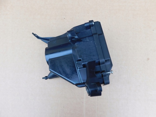 Корпус блока предохранителей A2135400024 MERCEDES