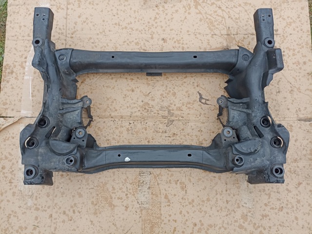 A2136281200 MERCEDES Подушка домкрата нижняя (поддомкратник) купить в Николаев