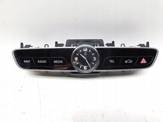 A2139054403 MERCEDES Часы салонные купить в Львов