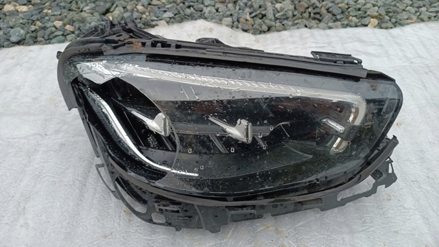 MERCEDES 2139069209 Правая фара в наличии Ровно