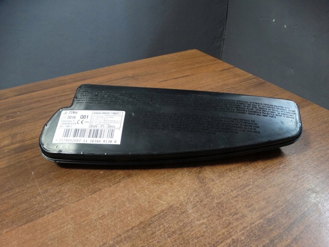 A2178602602 Подушка безопасности (AIRBAG) спинки сиденья правого купить Павлоград