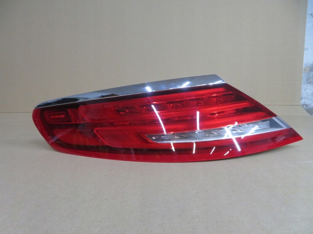 MERCEDES A2179060100 Фонарь задний левый в наличии Украина