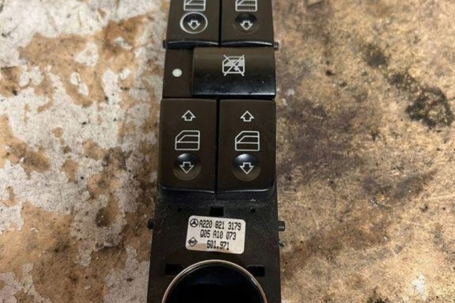 A2208213179 MERCEDES купить в Украина